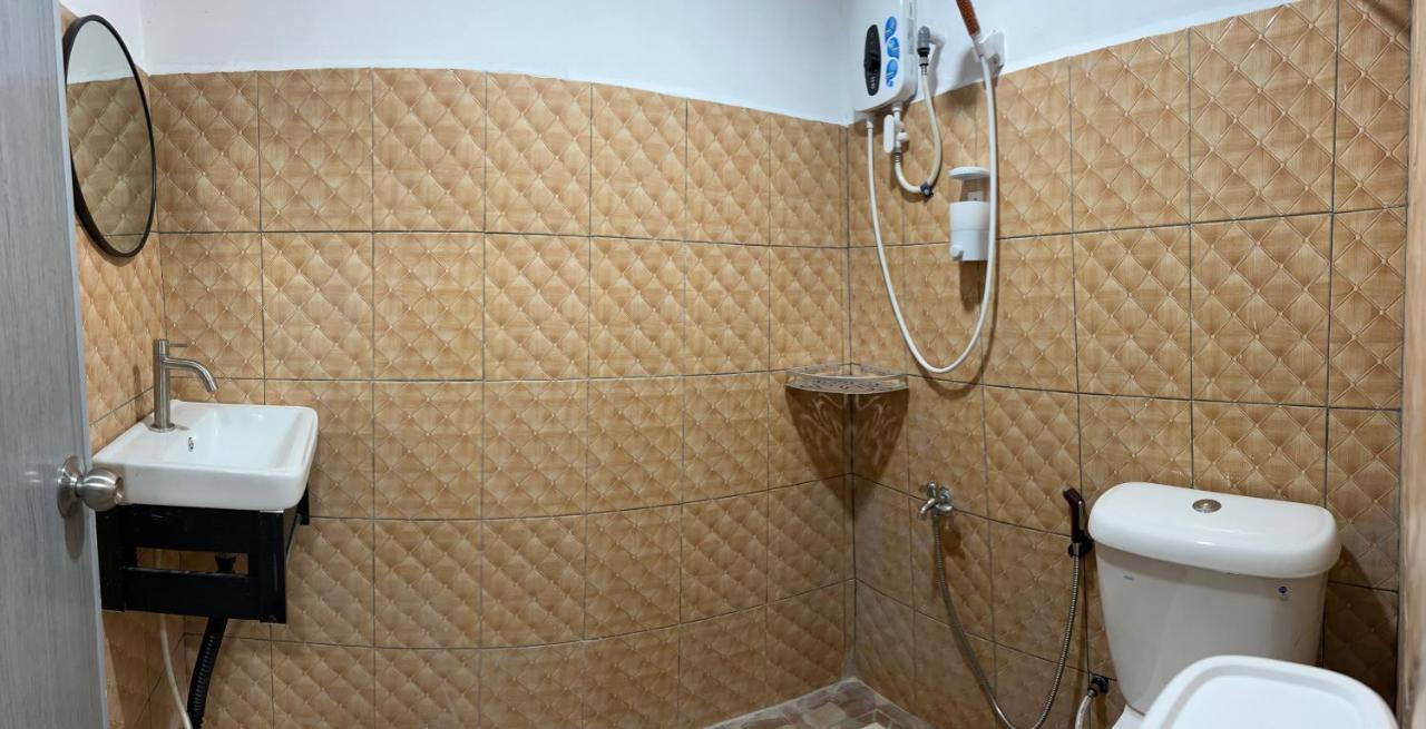 Sungai Endau Bilik Homestay *